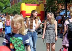 Damenviertel In Jena Tausende Besucher Beim Bunten Strassenfest 13
